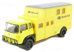 Hornby R7089 00 - Bedford TK British Rail Maintenance & Linemen Vehicle